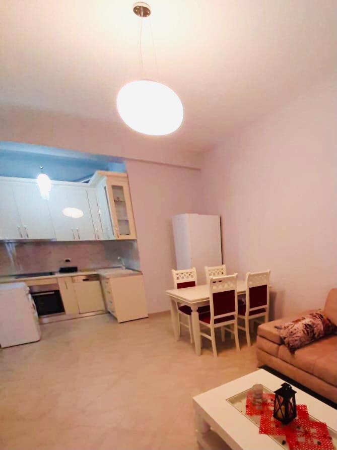 Arel And Dea Apartments